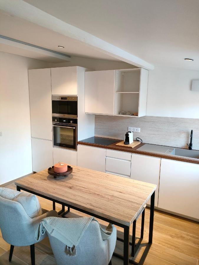 Joli Appartement Port De Ницца Экстерьер фото