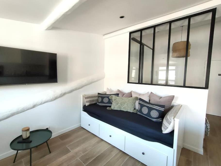 Joli Appartement Port De Ницца Экстерьер фото